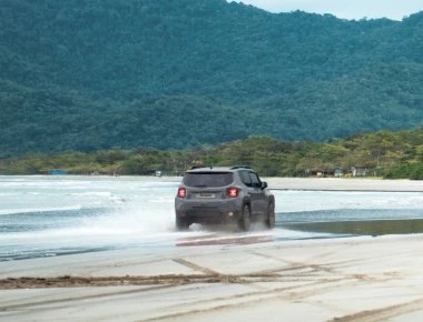 Το Jeep Renegade 4Χ4 1.4 Limited επέλεξαν οι διοργανωτές για το Paros International Wind Odyssey 2018